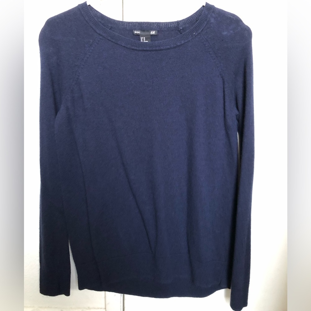 H&M navy sweater top